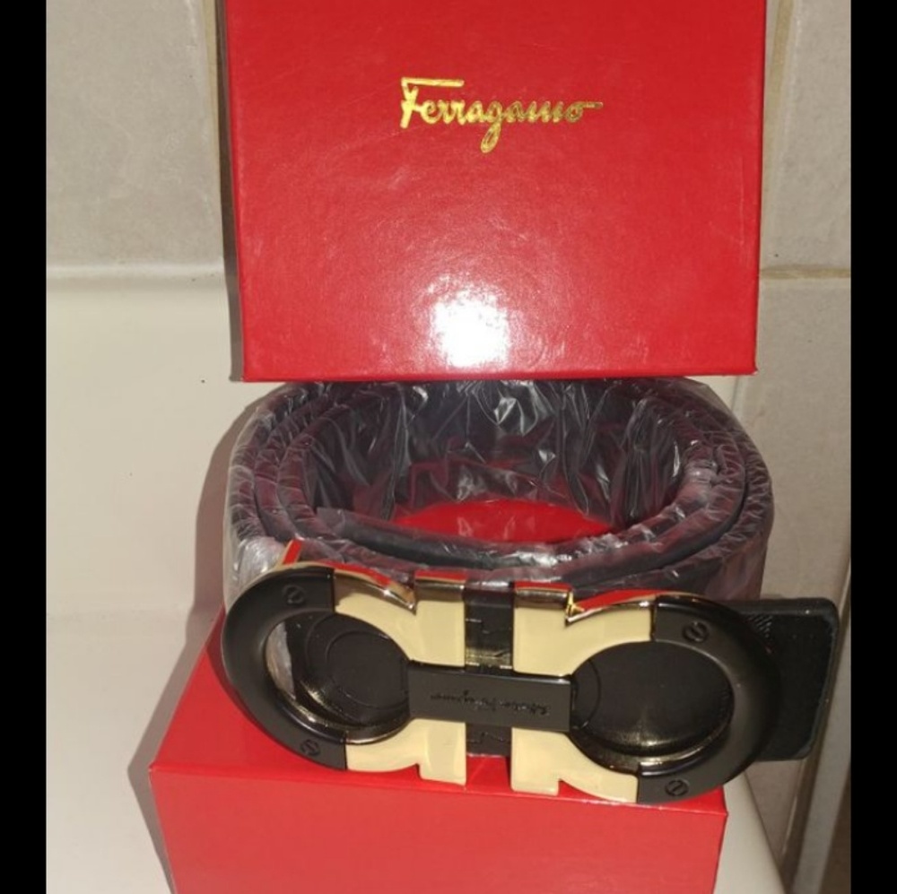 Salvatore Ferragamo belt